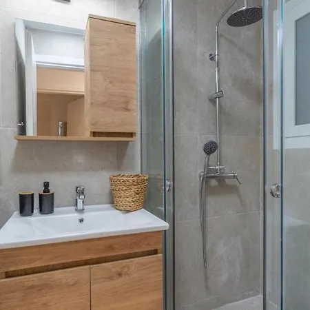 Liv - Modern Flat In Kolonaki Apartment *