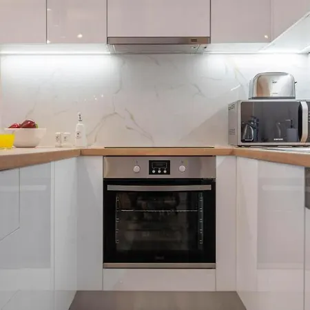 Liv - Modern Flat In Kolonaki Apartment